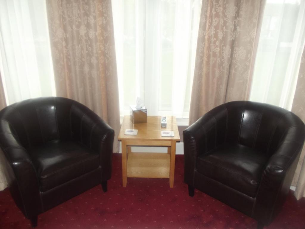 Tudor House Great Yarmouth Room photo
