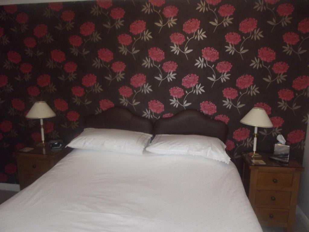 Tudor House Great Yarmouth Room photo
